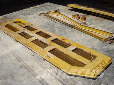 CAT 740 Tailgate Outros componentes