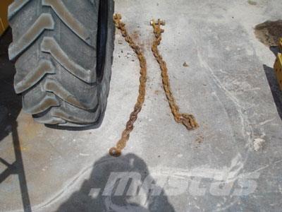 CAT 740 Tailgate Outros componentes