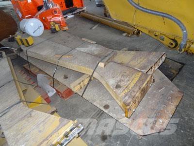 CAT 740 Tailgate Outros componentes