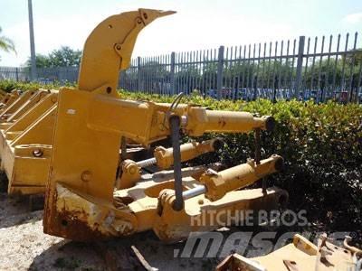 CAT D8T Ripper, S/S Outros componentes
