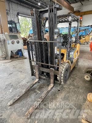 CAT P5000-LP Empilhadores - Outros