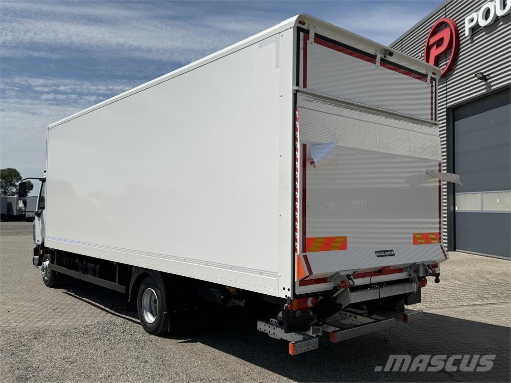 DAF XB 230 m. lift Camiões de caixa fechada