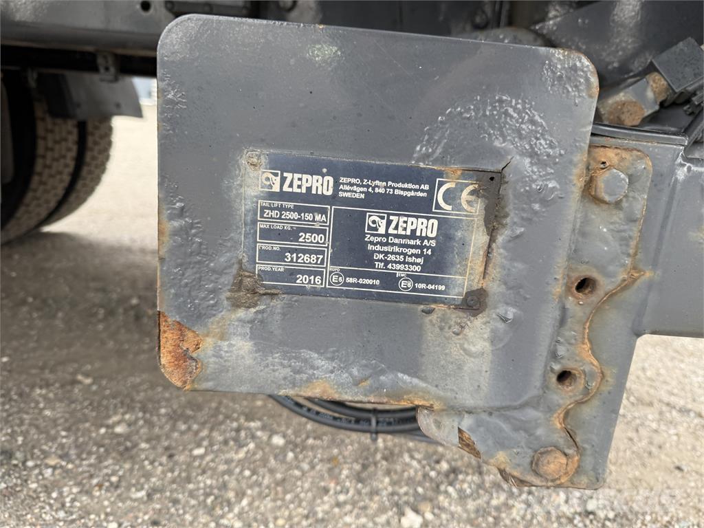 Scania G320 4x2 Camiões caixa cortinas laterais