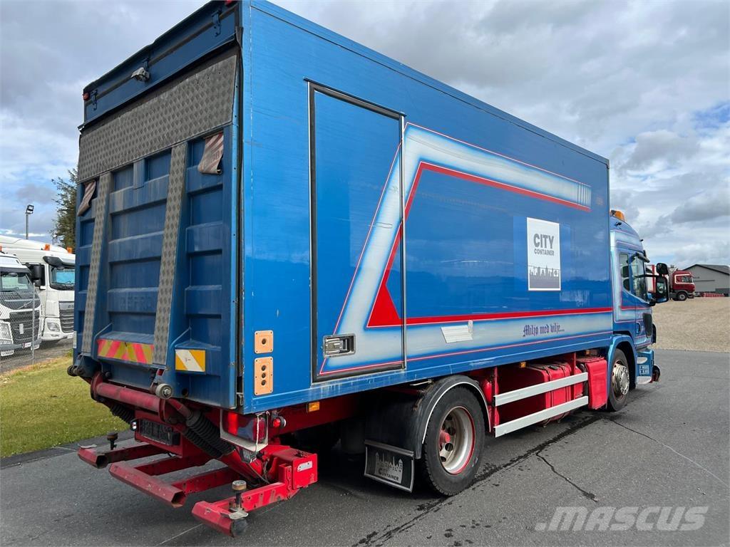 Scania P320 Camiões de caixa fechada