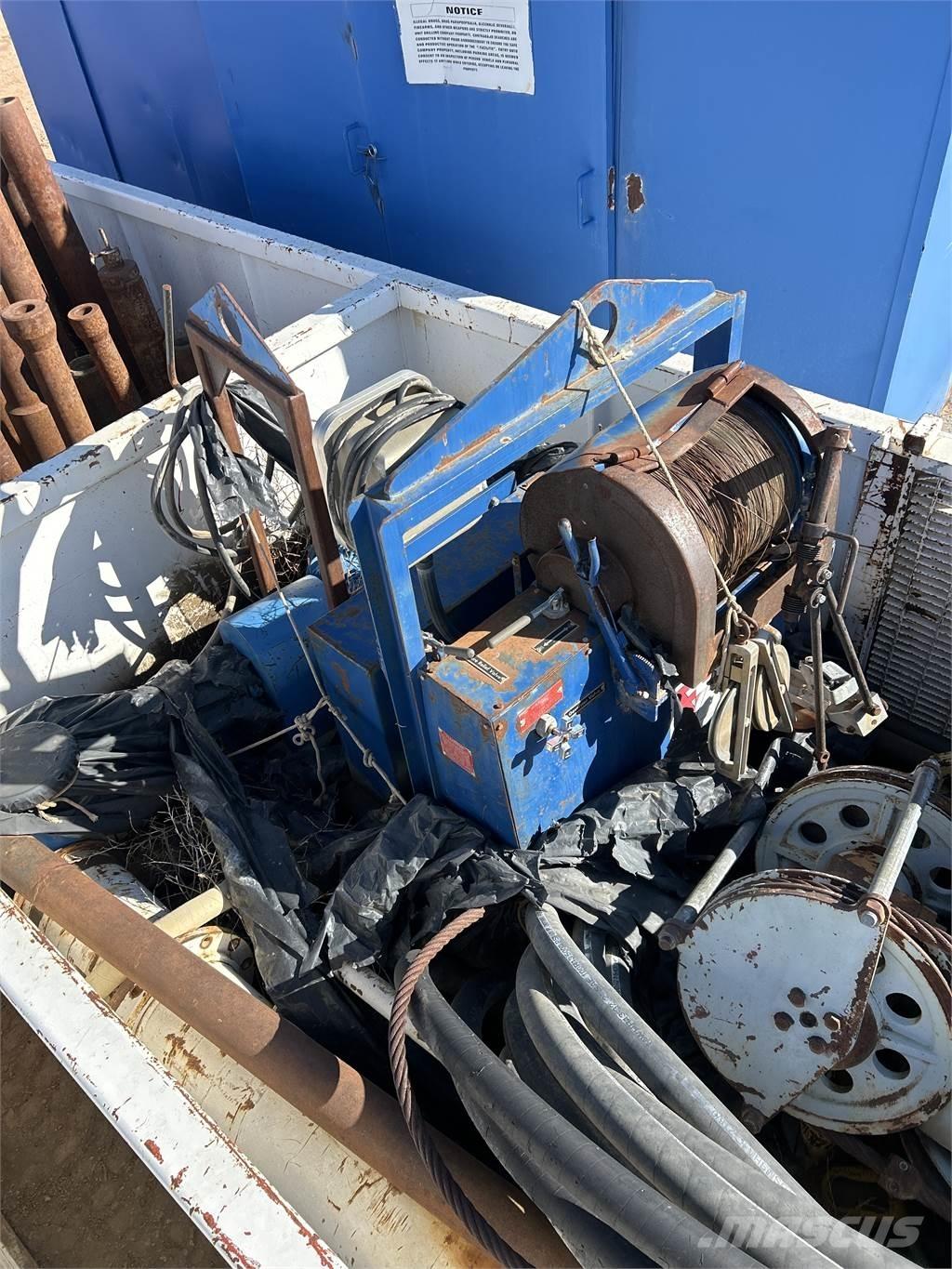  JUNK BASKET Construção - Outros
