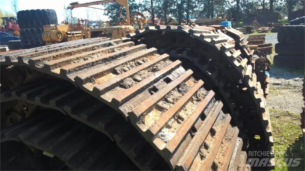 CAT 231D Rastos, correntes e material rodante