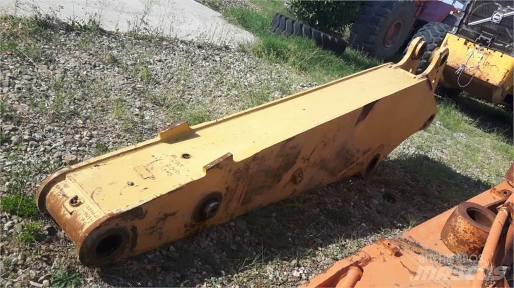 CAT 231D Chassis e suspensões