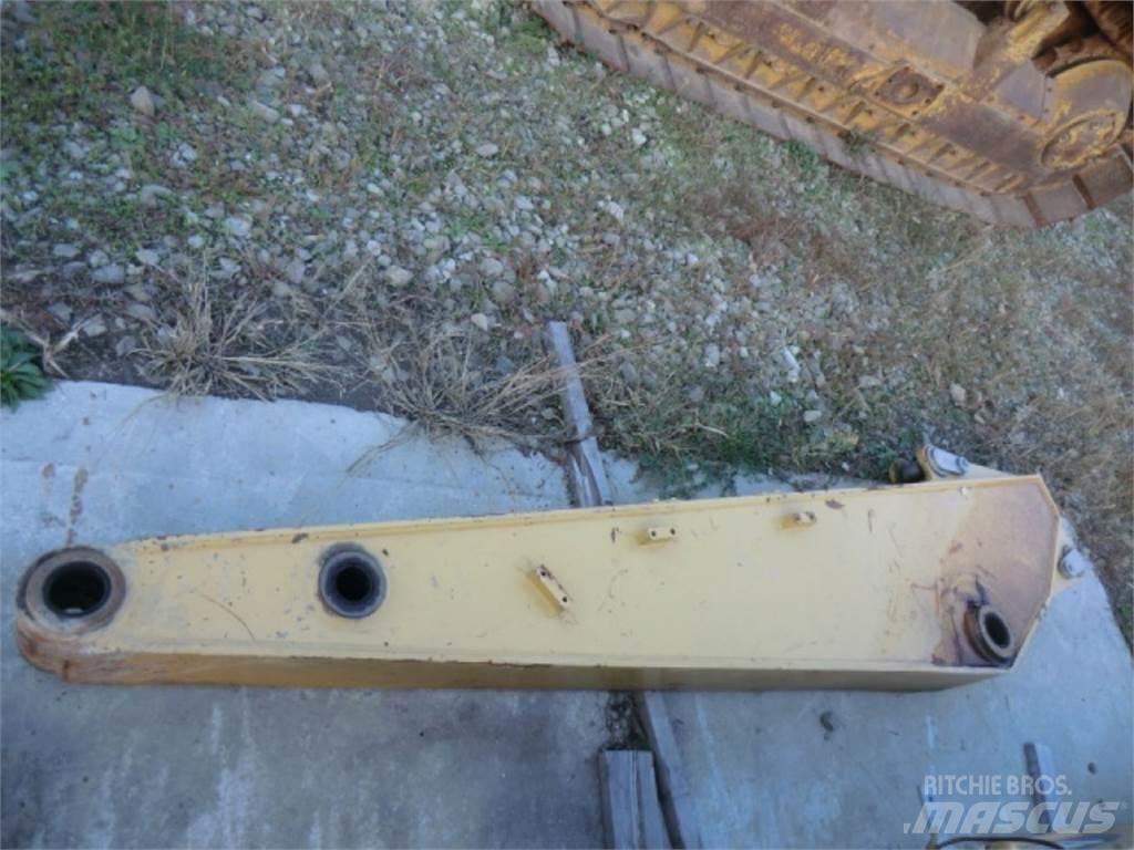 CAT 312D Chassis e suspensões