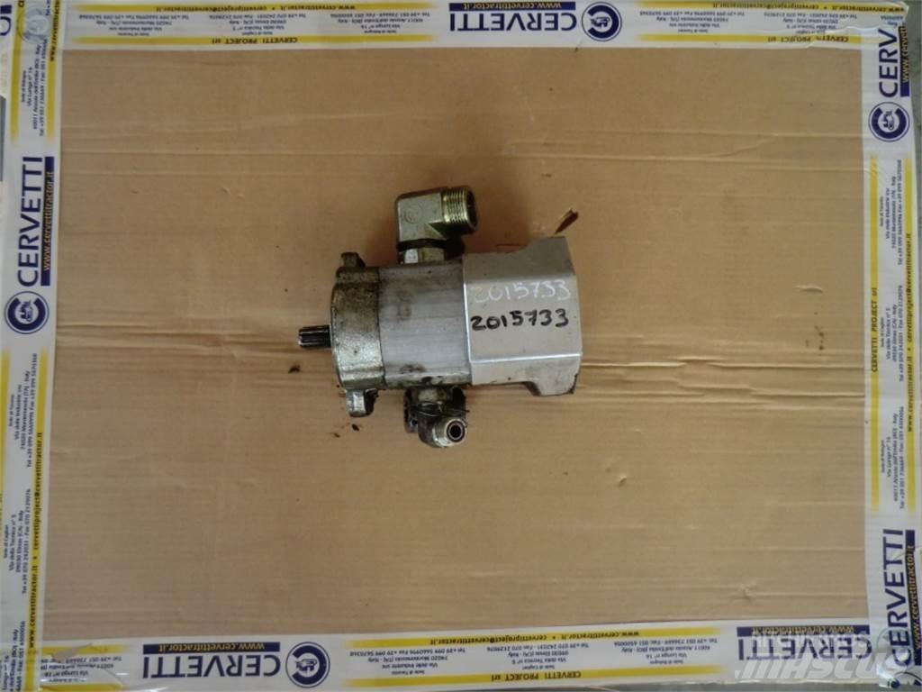 CAT 735 Construção - Outros
