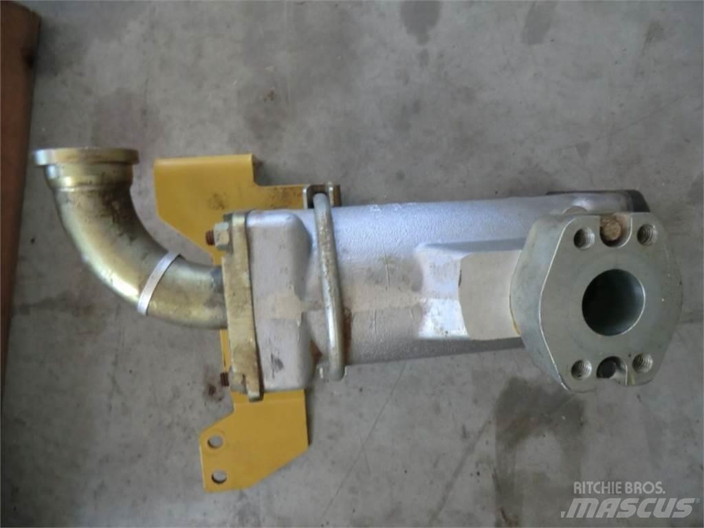 CAT 735 Chassis e suspensões