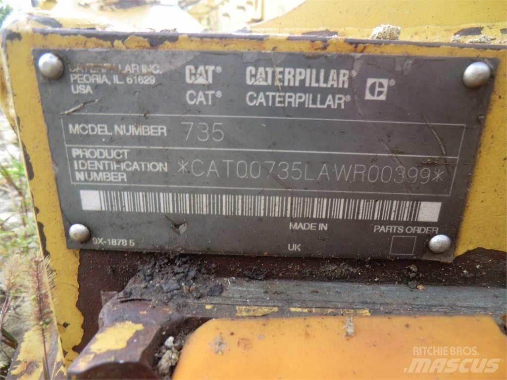 CAT 735 Chassis e suspensões