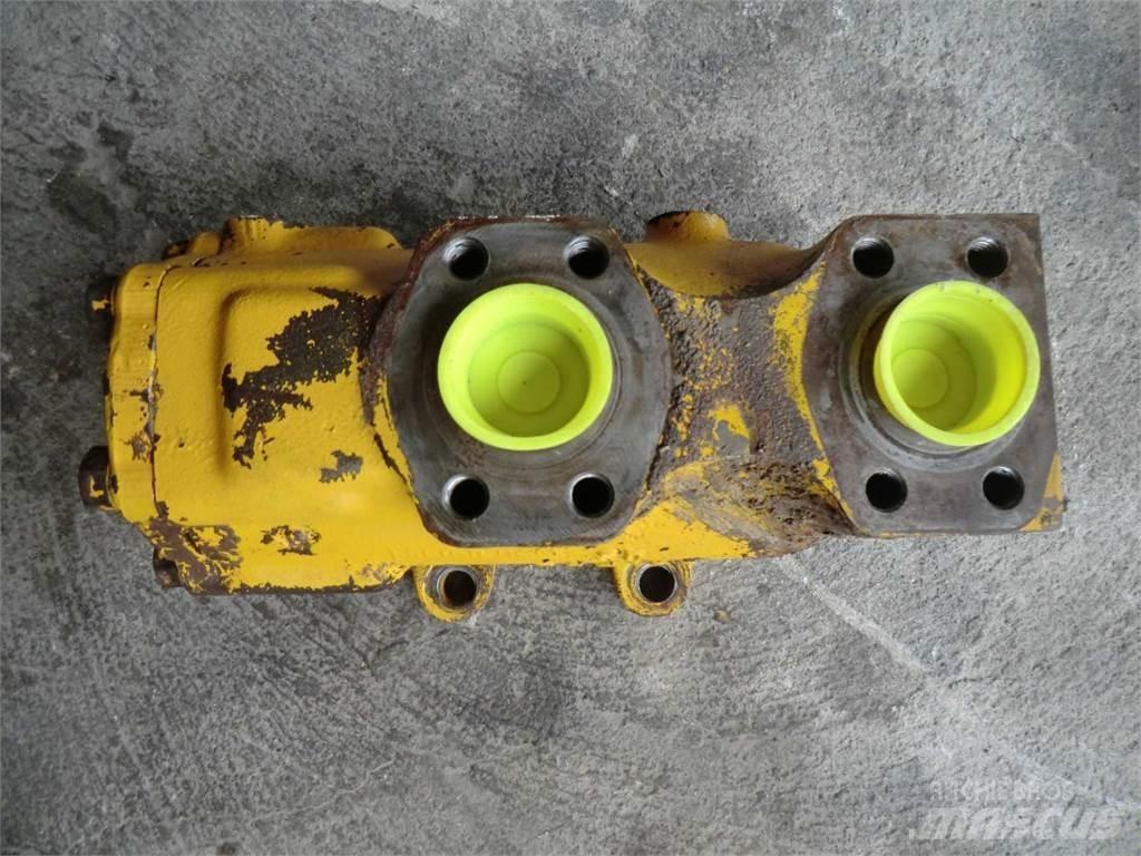 CAT 950H Chassis e suspensões