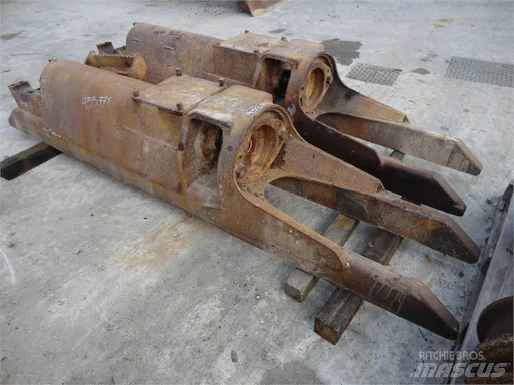 CAT 953 Rastos, correntes e material rodante
