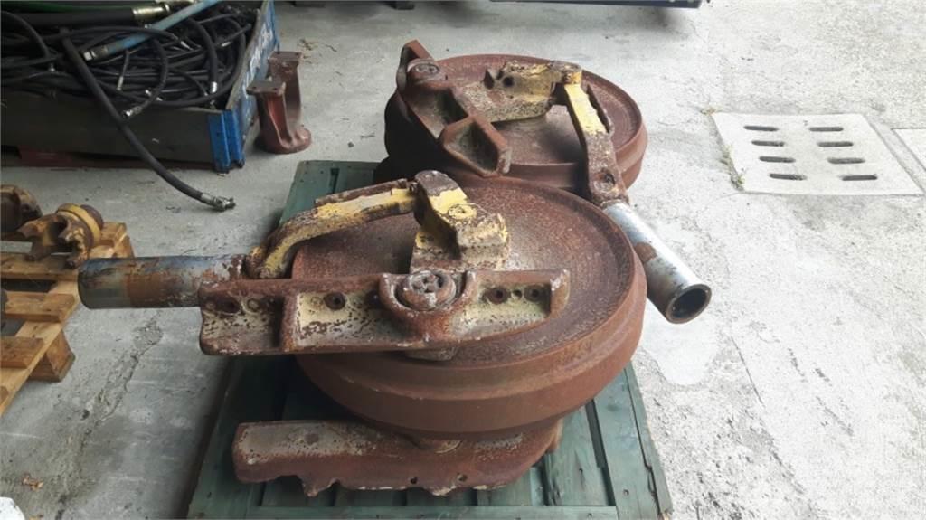 CAT 953C Rastos, correntes e material rodante