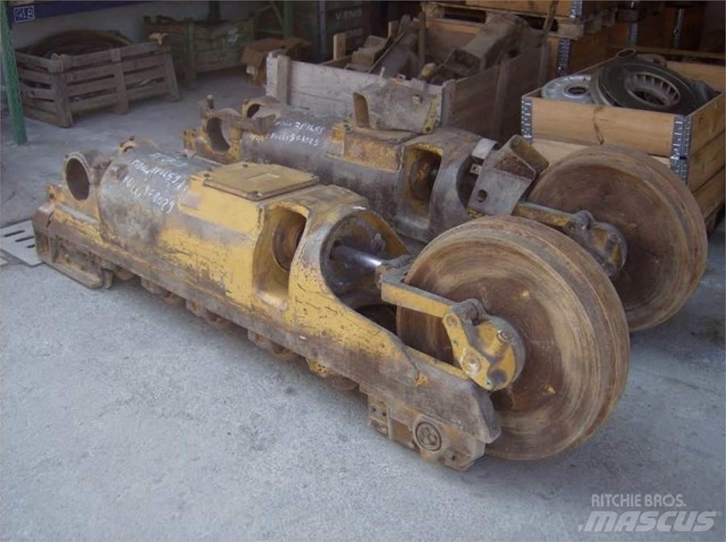 CAT 963 Rastos, correntes e material rodante