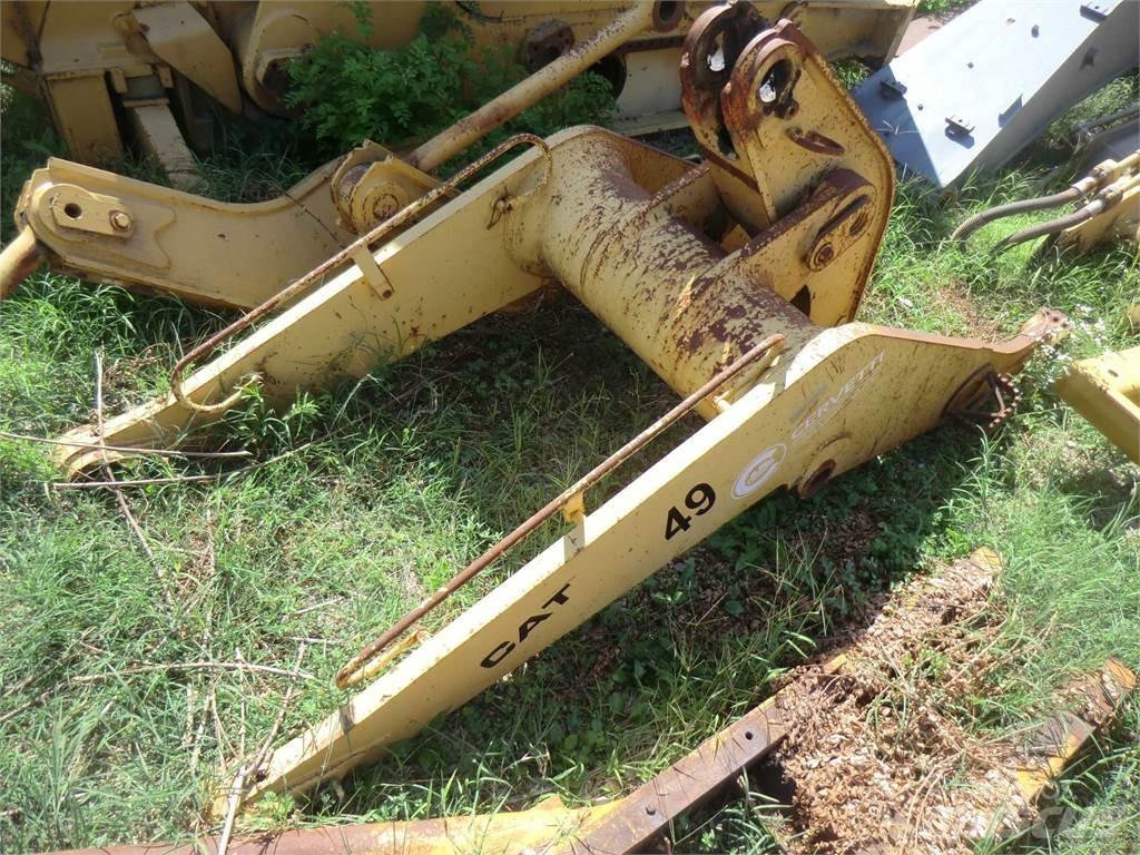 CAT 963 Chassis e suspensões