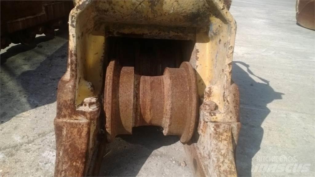 CAT 963C Rastos, correntes e material rodante