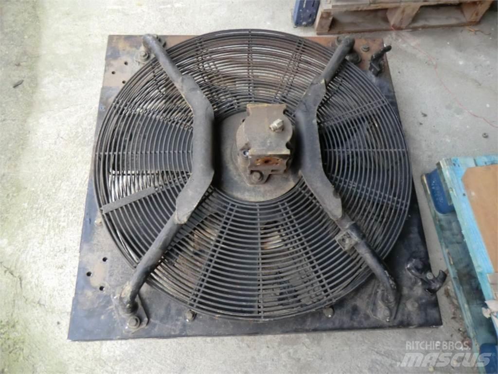CAT 963D Chassis e suspensões