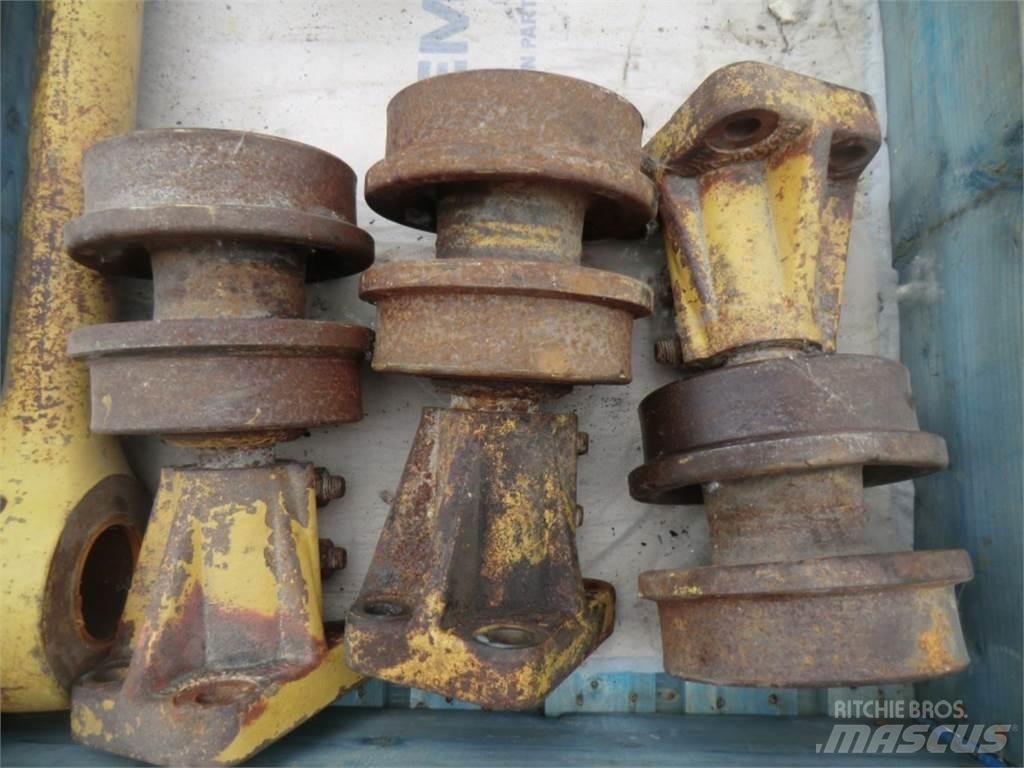 CAT 963D Rastos, correntes e material rodante