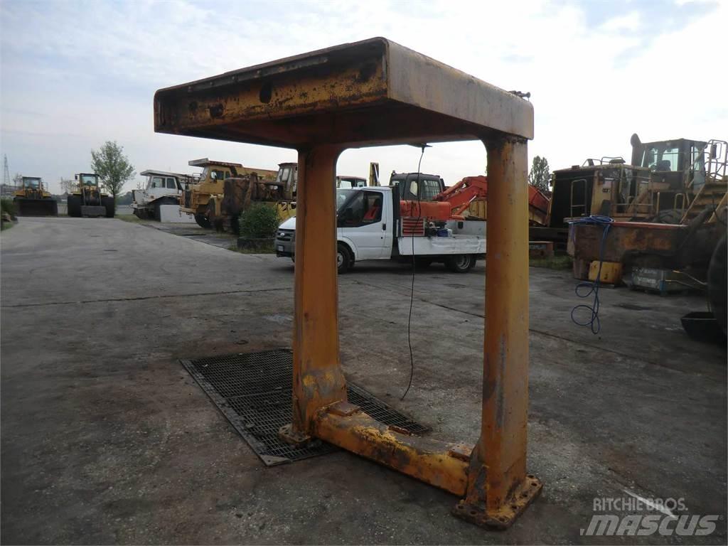 CAT 988B Chassis e suspensões