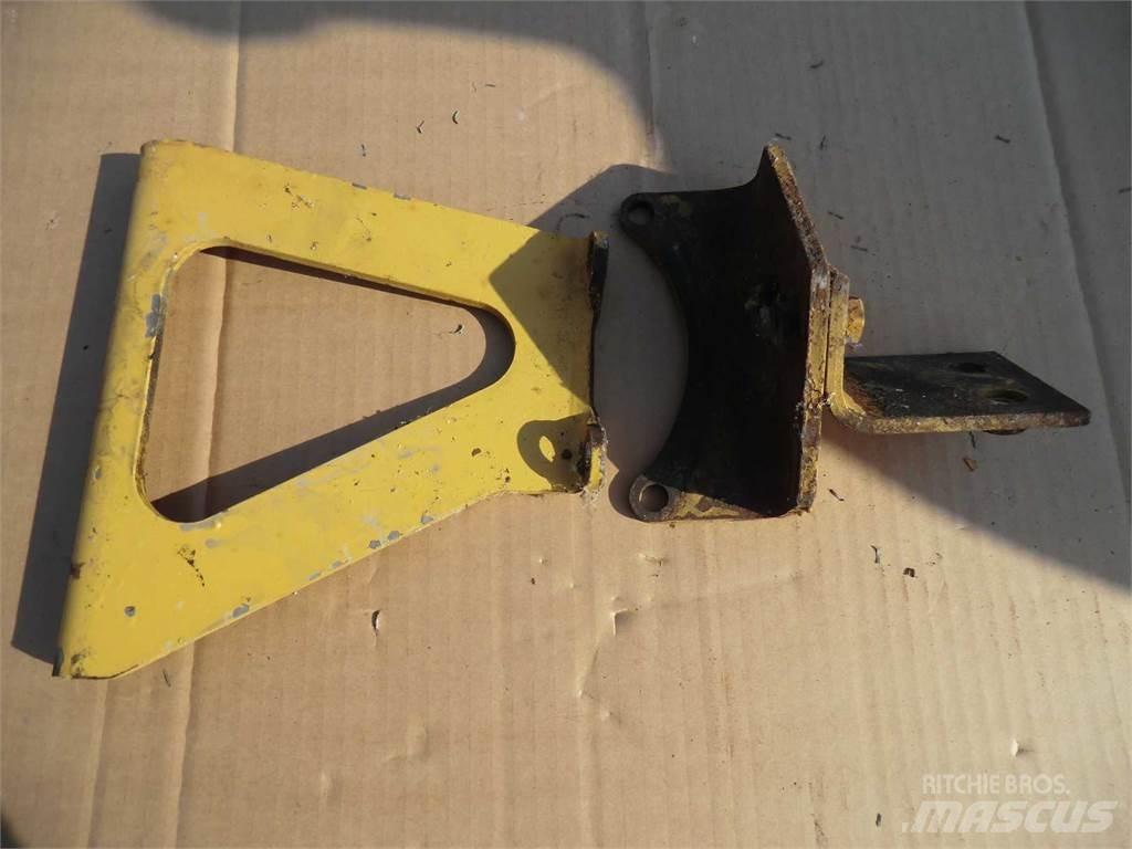 CAT 988F I Chassis e suspensões