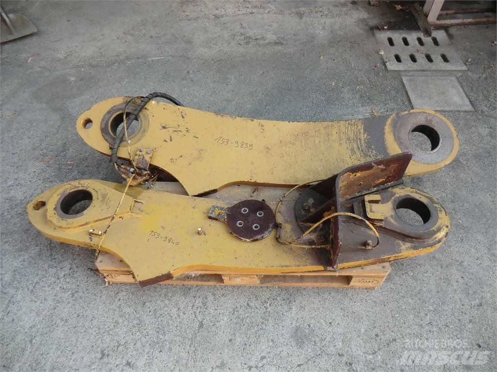 CAT 988H Chassis e suspensões