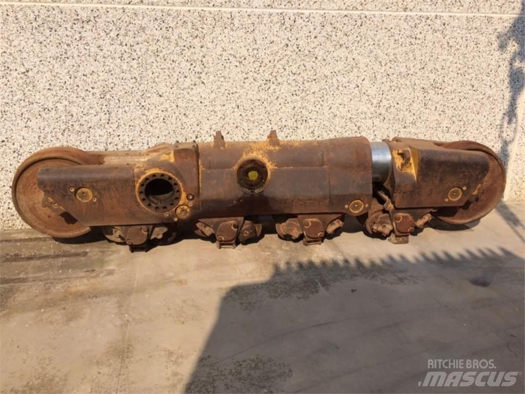 CAT  D8L Rastos, correntes e material rodante
