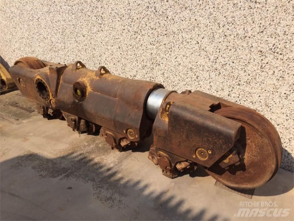 CAT  D8L Rastos, correntes e material rodante