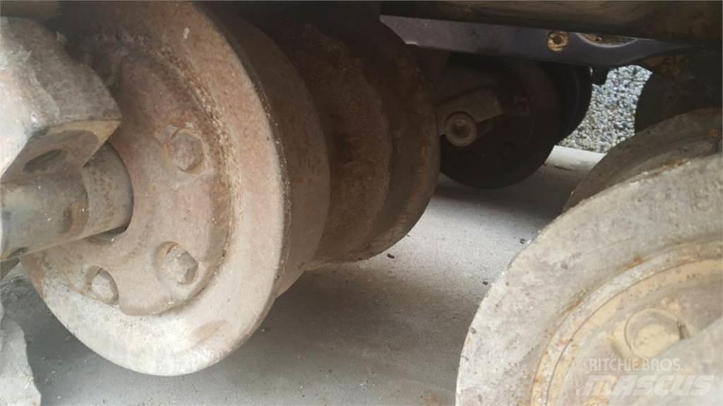 CAT  D8L Rastos, correntes e material rodante
