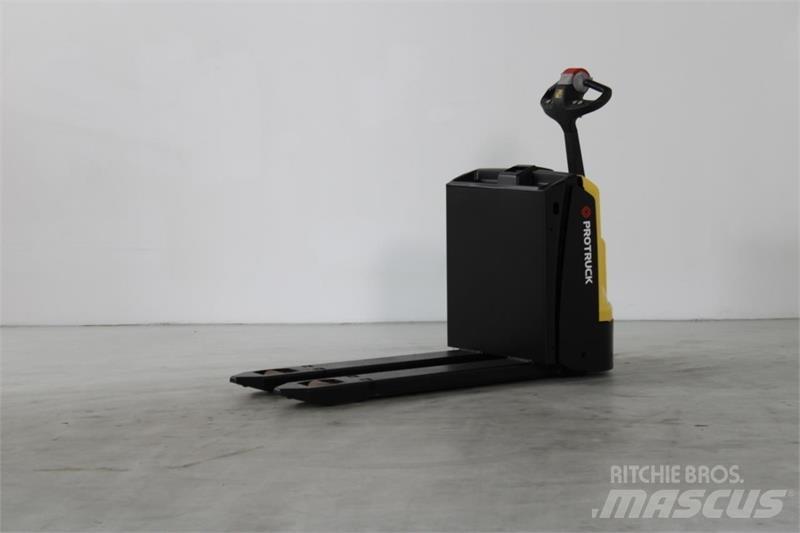 Hyster P1.6 Porta palettes