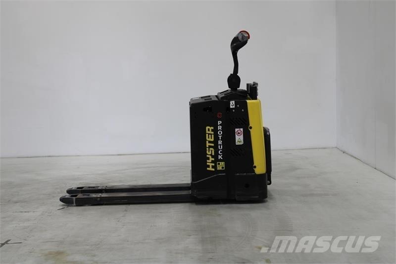 Hyster P2.0S Porta-paletes com plataforma