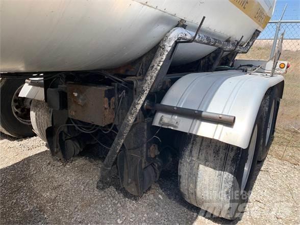 Etnyre STEEL 7,500 Semi Reboques Cisterna