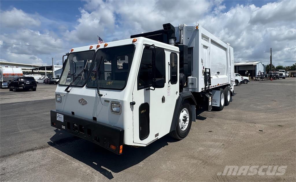 CCC LET2 Camiões de lixo