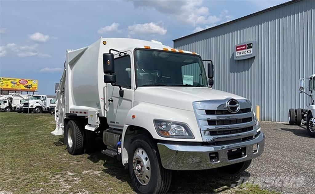 Hino L7 Camiões de lixo