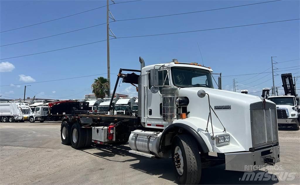 Kenworth T800 Camiões caixa desmontável com elevador de cabo
