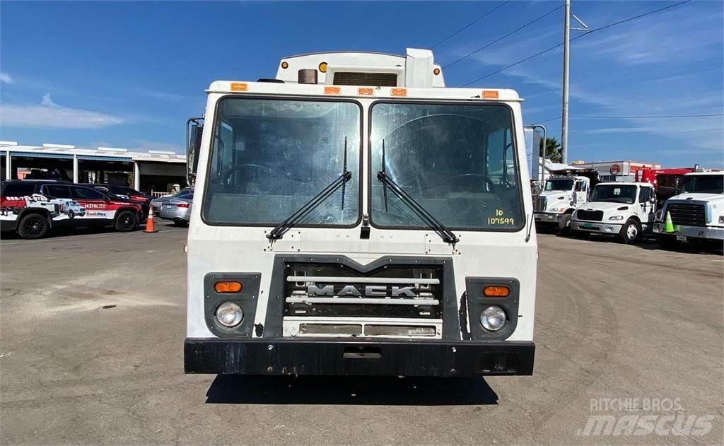 Mack LEU613 Camiões de lixo