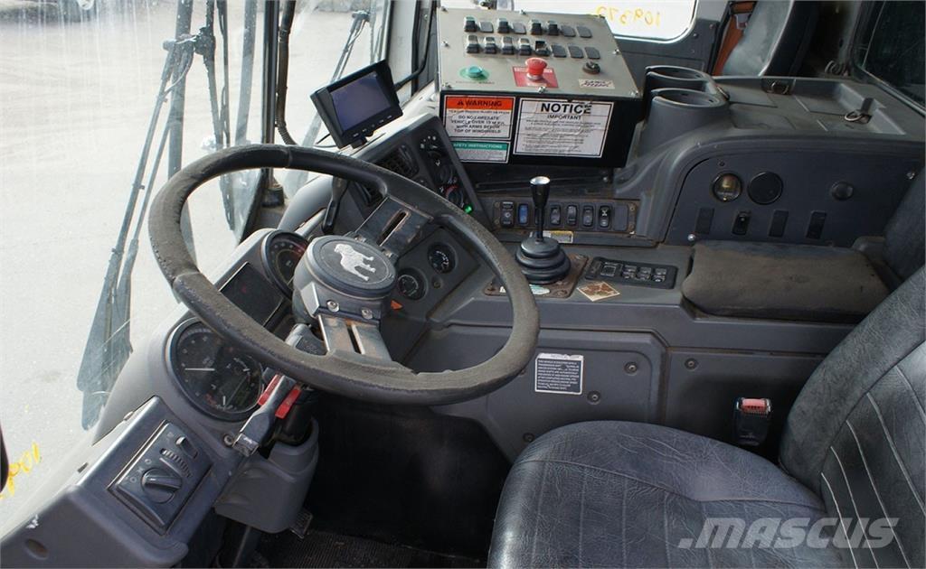 Mack MRU Camiões de lixo