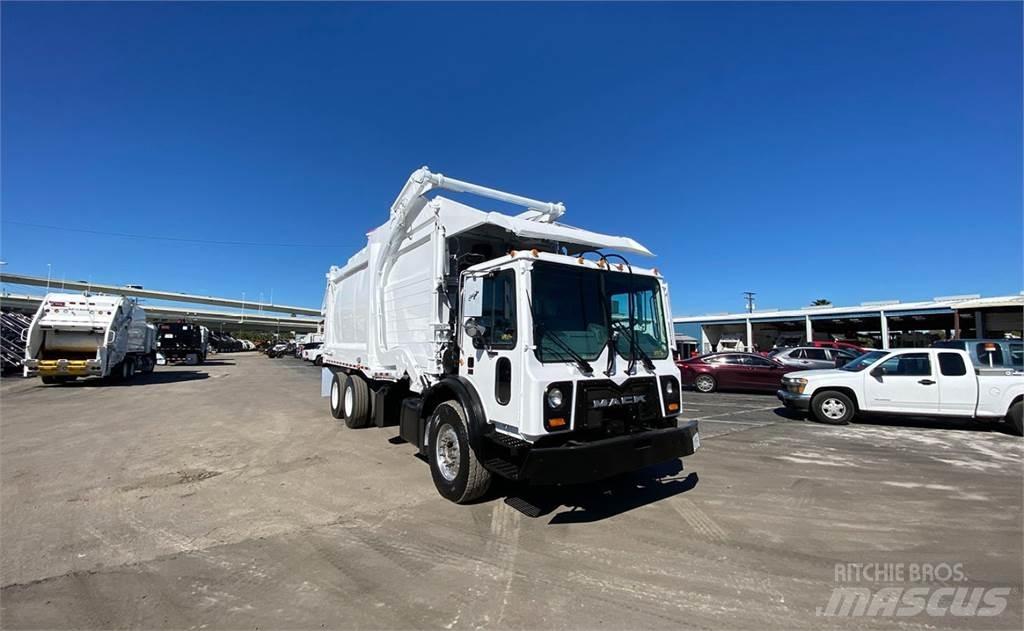 Mack MRU613 Camiões de lixo