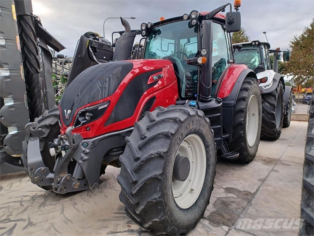 Valtra T 214 Tratores Agrícolas usados