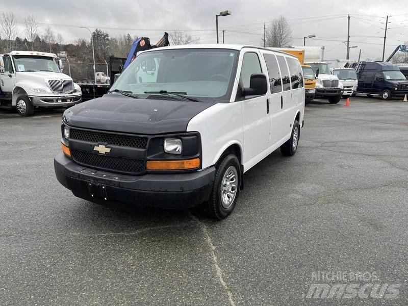 Chevrolet Express Carrinhas de caixa fechada