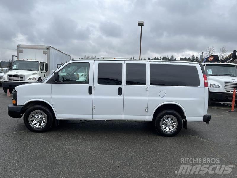 Chevrolet Express Carrinhas de caixa fechada