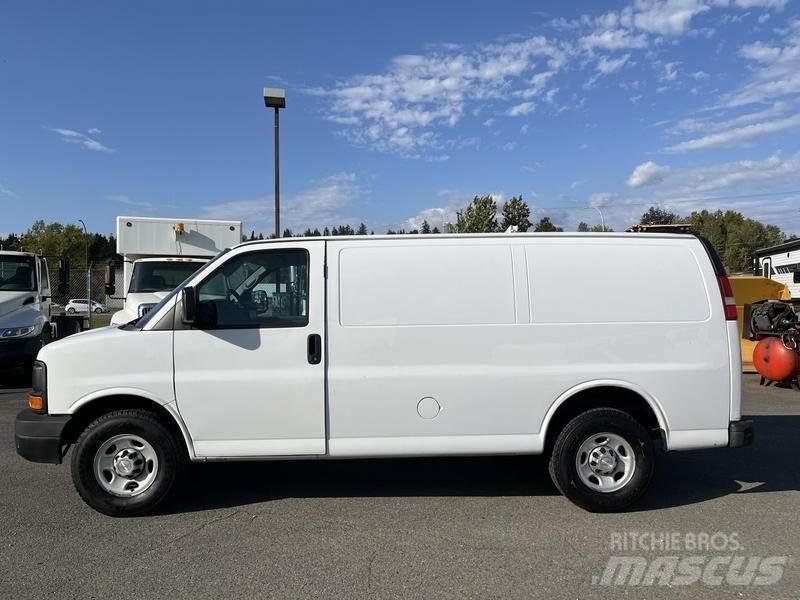 Chevrolet Express Carrinhas de caixa fechada