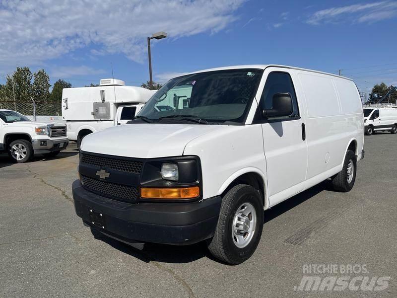Chevrolet Express Carrinhas de caixa fechada