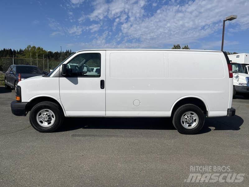 Chevrolet Express Carrinhas de caixa fechada