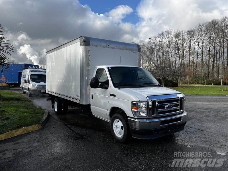 Ford Econoline Carrinhas de caixa fechada