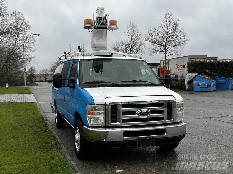 Ford Econoline Carrinhas de caixa fechada