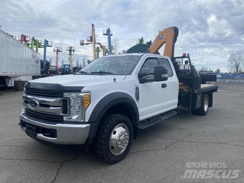 Ford F-550 Camiões grua