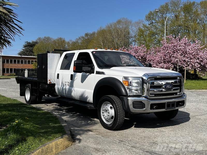 Ford F-550 Camiões estrado/caixa aberta