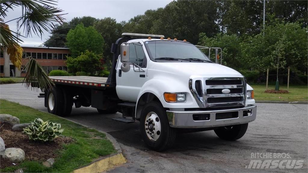 Ford F-750 Camiões estrado/caixa aberta