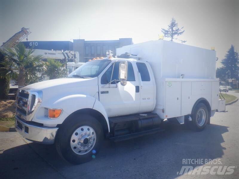 Ford F-750 Camiões Municipais / Uso Geral